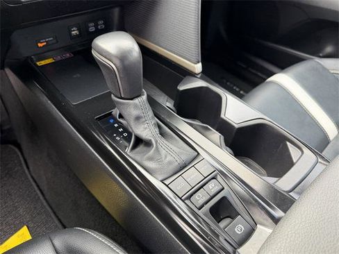 Certified 2025 Toyota Camry SE image 17