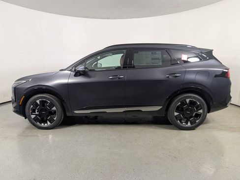 New 2026 Kia Sportage SX FWD image 4