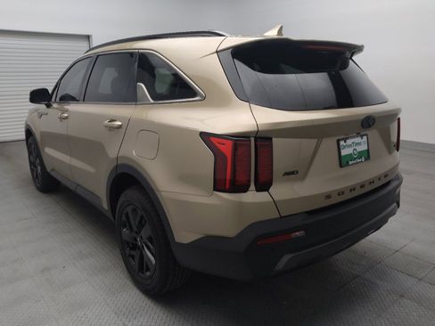 Used 2021 Kia Sorento S w/ Panoramic Sunroof Package AWD/4WD image 5