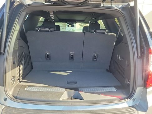 New 2026 GMC Yukon Denali w/ Sun & Power Step Package image 7