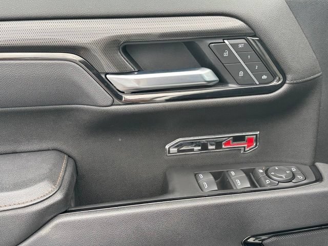 Used 2025 GMC Sierra 1500 AT4 AWD/4WD image 32