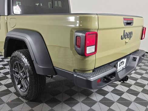 New 2026 Jeep Gladiator Sport image 13