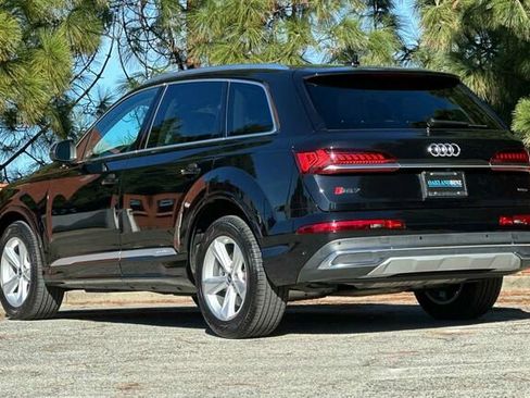 Used 2021 Audi Q7 3.0T Premium w/ Convenience Package image 6
