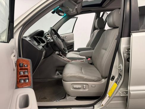 Used 2006 Toyota Highlander Limited image 34
