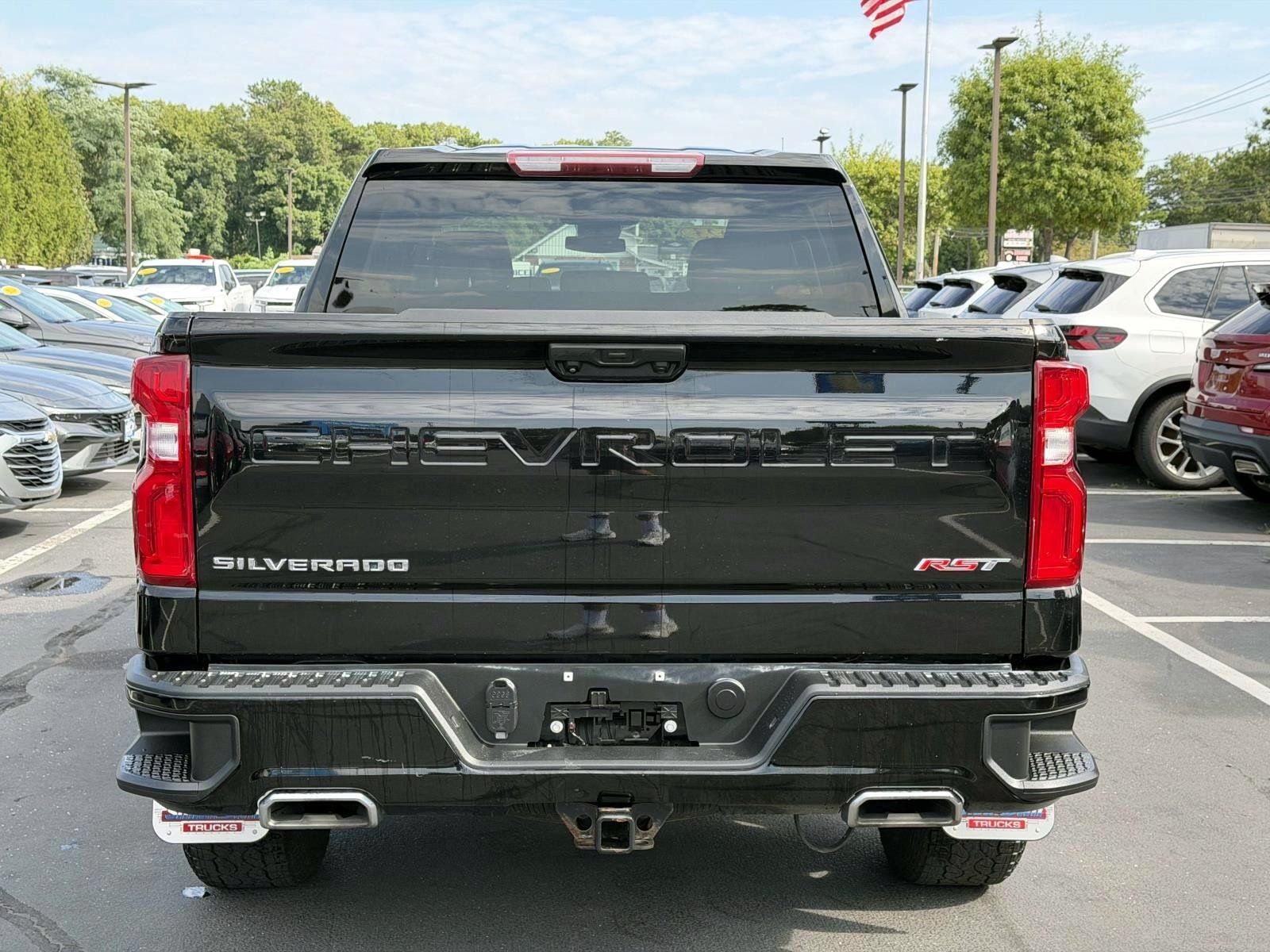 Used 2023 Chevrolet Silverado 1500 RST w/ Z71 Off-Road Package AWD/4WD image 6