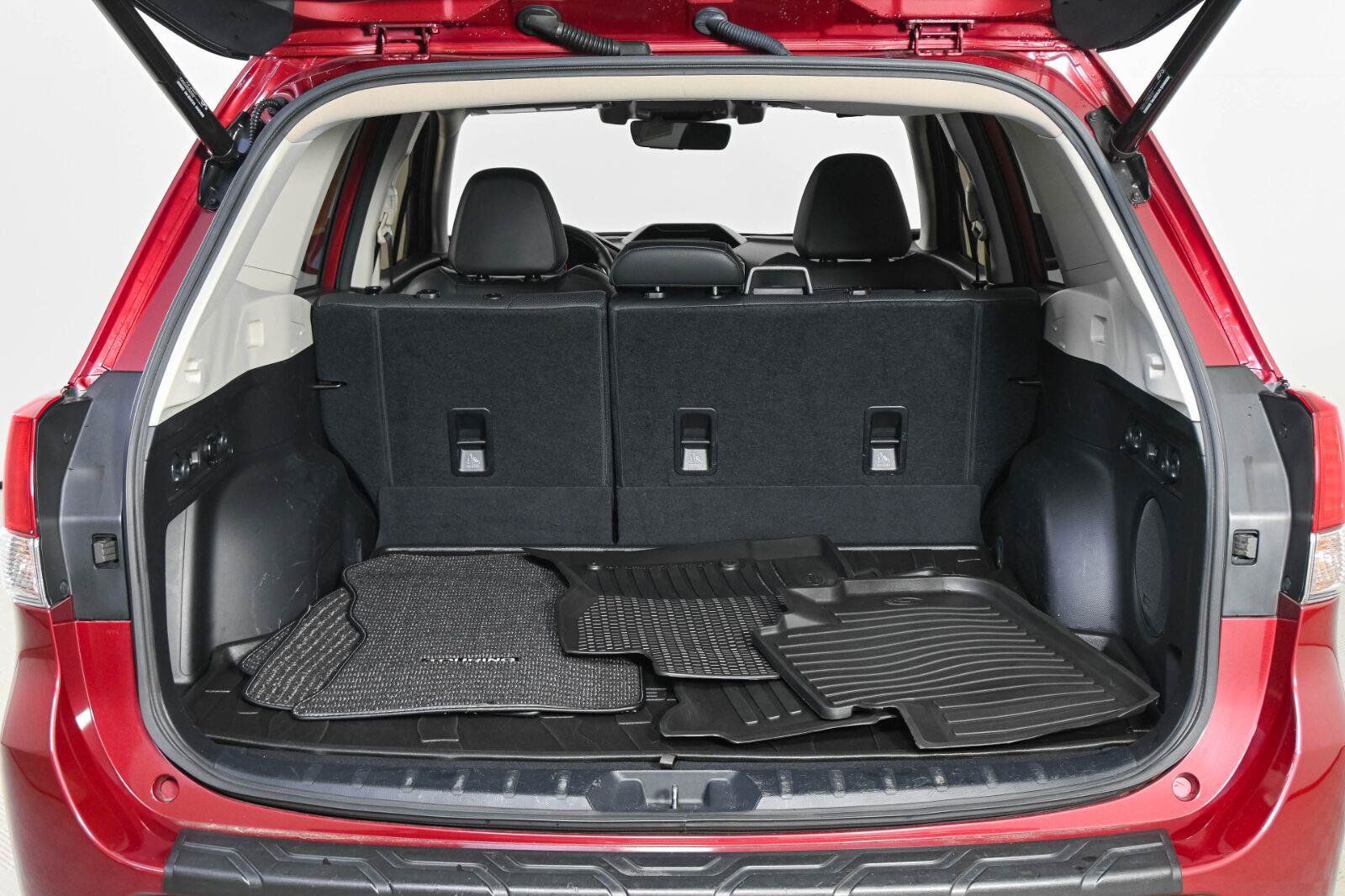 Used 2020 Subaru Forester Touring AWD/4WD image 31