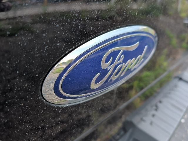 Used 2017 Ford F150 XL w/ Equipment Group 101A Mid AWD/4WD image 8
