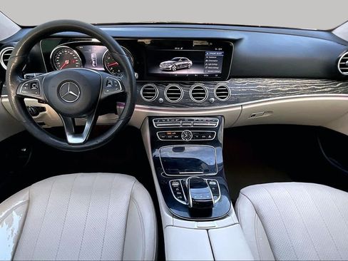 Used 2017 Mercedes-Benz E 300 image 16