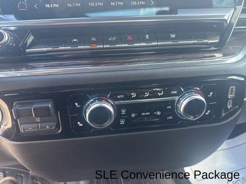 Used 2023 GMC Sierra 1500 SLE image 19