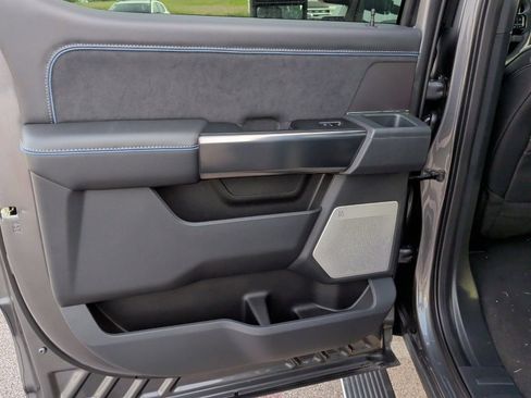 New 2026 Ford F250 Platinum image 36