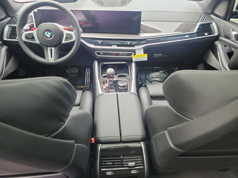 Used 2026 BMW X5 M Competition w/ Executive Package image 14