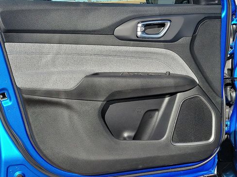 New 2026 Jeep Compass Latitude image 10