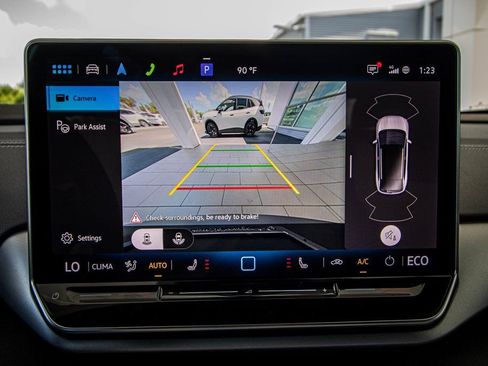 New 2025 Volkswagen ID.4 Pro image 4