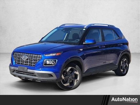 Used 2023 Hyundai Venue SEL w/ Cargo Package image 1