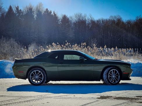 Used 2021 Dodge Challenger GT image 2