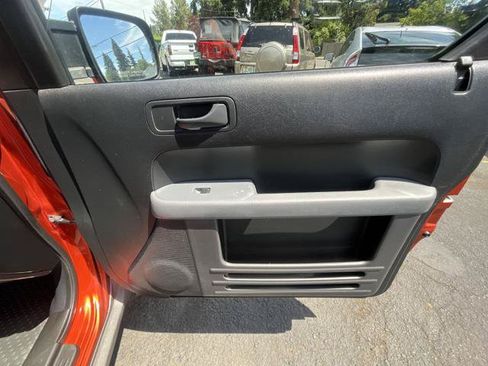 Used 2004 Honda Element EX image 17