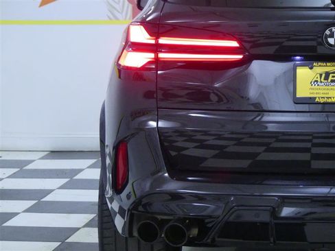 Used 2024 BMW X5 M Competition w/ Ultimate Package image 39