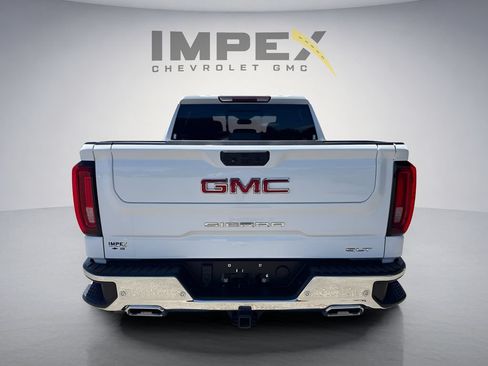 Used 2023 GMC Sierra 1500 SLT w/ SLT Premium Plus Package AWD/4WD image 4