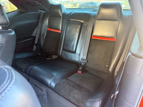 Used 2009 Dodge Challenger SRT8 w/ SRT Option Group II RWD image 20