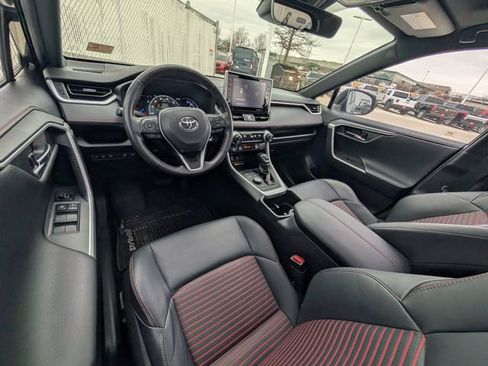 Used 2022 Toyota RAV4 XSE w/ Weather Package image 6