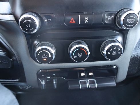 Used 2024 RAM 3500 Big Horn image 16