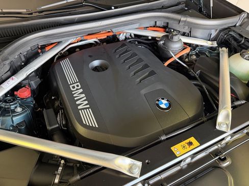 New 2026 BMW X5 xDrive50e image 15