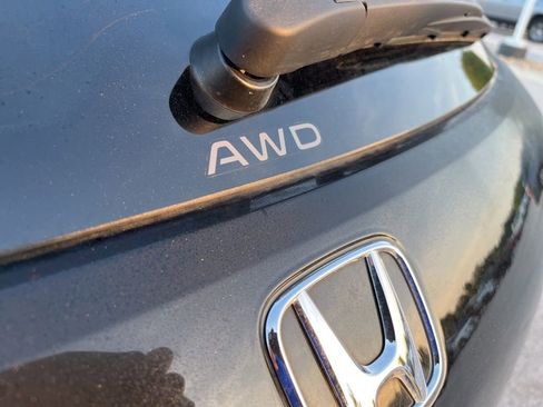 Used 2024 Honda HR-V EX-L image 9