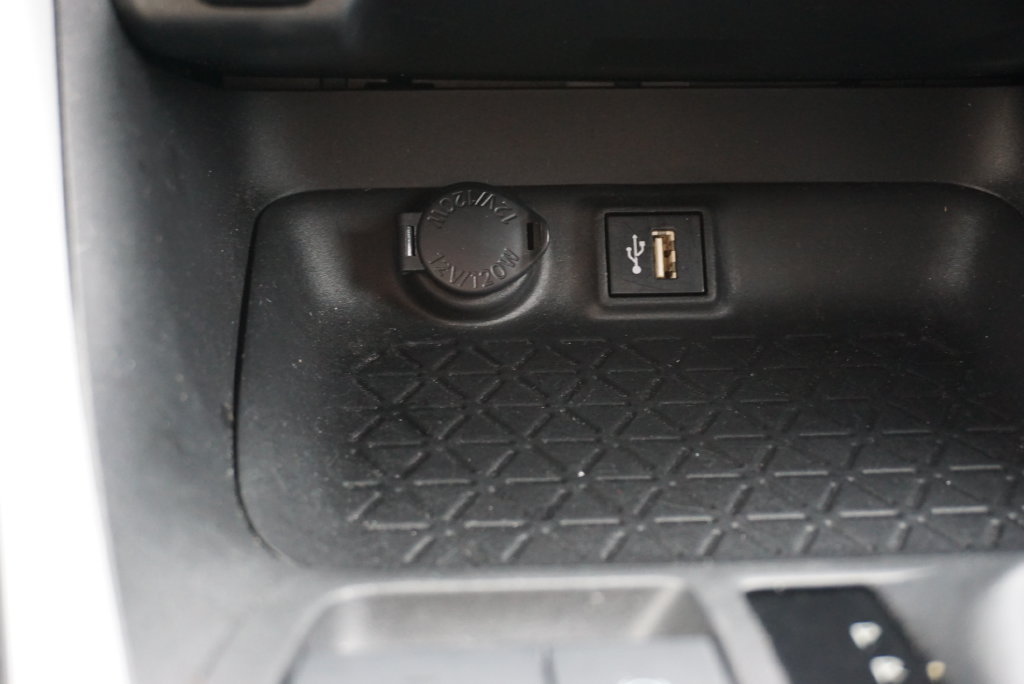 Used 2023 Toyota RAV4 LE AWD/4WD image 20