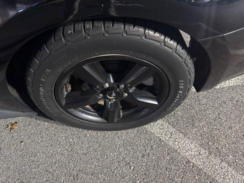 Used 2015 Ford Mustang Coupe image 16