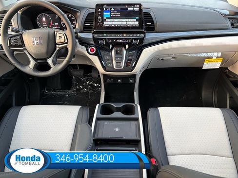 New 2026 Honda Odyssey Elite image 18