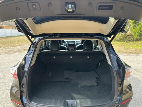 Used 2017 Nissan Murano Platinum w/ Platinum Technology Package FWD image 18