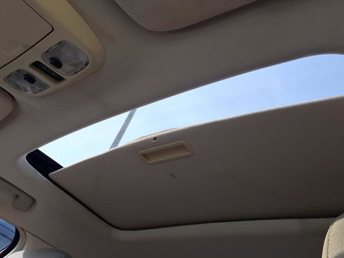 Used 2012 Ford Fusion SE image 7