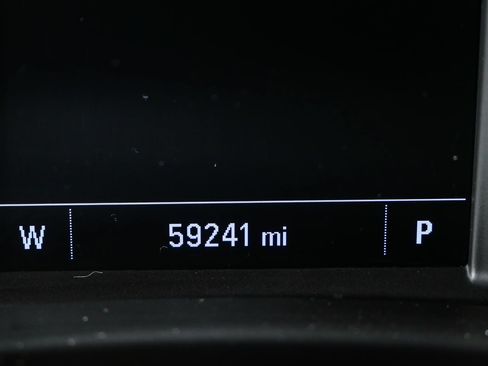 Used 2018 Chevrolet Equinox LS FWD image 8
