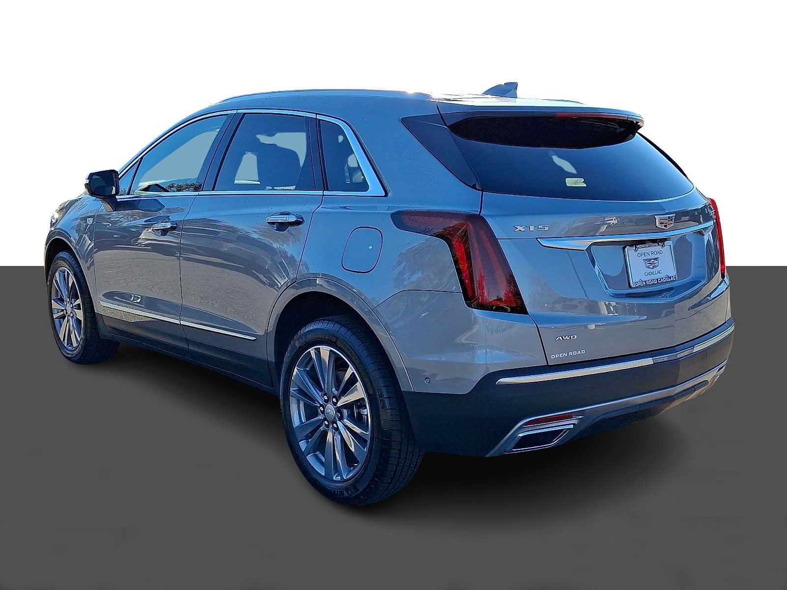 Used 2026 Cadillac XT5 Premium Luxury w/ Driver Assist Package AWD/4WD image 4