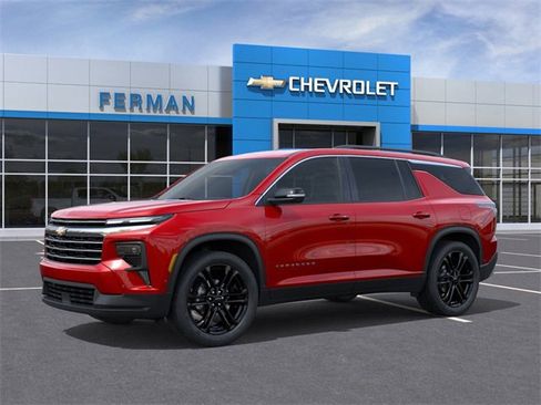 New 2026 Chevrolet Traverse LT w/ Enhanced Driving Package image 2