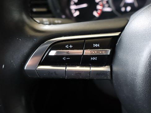 Used 2021 MAZDA MAZDA3 s image 20