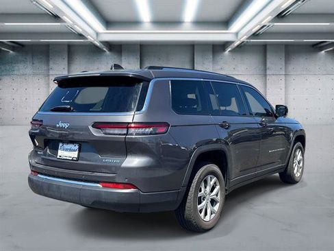 Used 2023 Jeep Grand Cherokee L Limited AWD/4WD image 4
