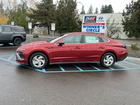 New 2026 Hyundai Sonata SE image 2