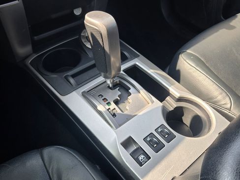 Used 2013 Toyota 4Runner Limited AWD/4WD image 32