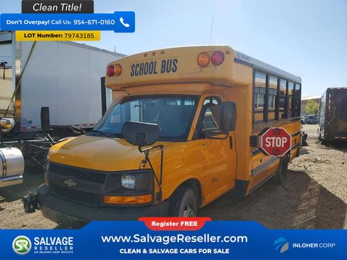 Used 2013 Chevrolet Express 4500 w/ School Bus Package RWD image 3