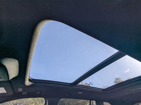 New 2026 Buick Enclave Sport Touring w/ Power Package image 22