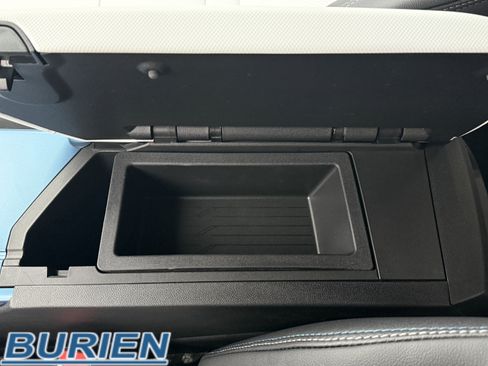 New 2026 Chevrolet Equinox EV LT image 19