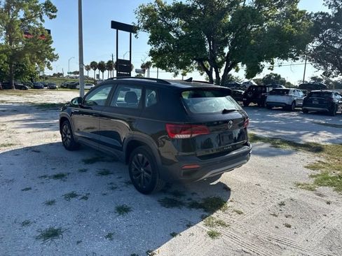Used 2023 Volkswagen Taos S FWD image 3