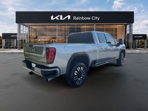 Used 2026 GMC Sierra 2500 Denali Ultimate w/ Max Trailering Package AWD/4WD image 5
