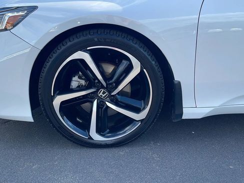 Used 2022 Honda Accord Sport image 12