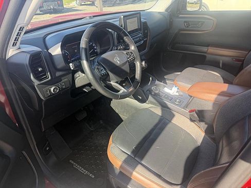 Used 2021 Ford Bronco Sport Outer Banks w/ Outer Banks Package (96D) AWD/4WD image 9