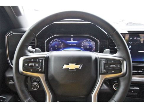 Used 2025 Chevrolet Silverado 1500 LT w/ LPO, Dark Essentials Package RWD image 17