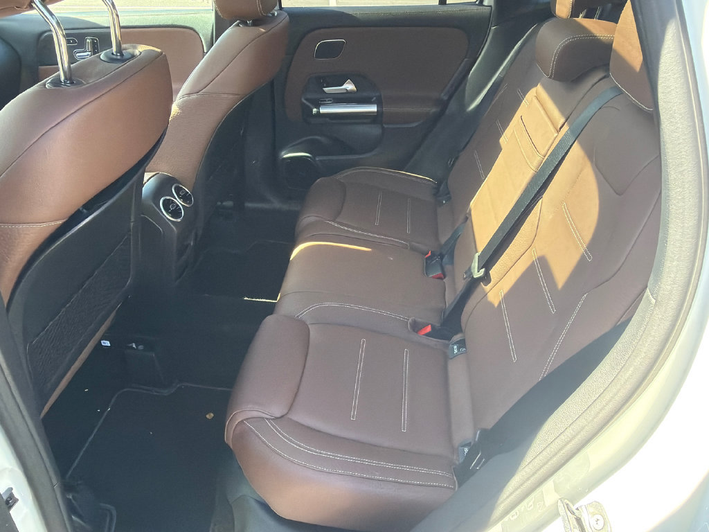 Used 2026 Mercedes-Benz GLA 250 4MATIC image 6