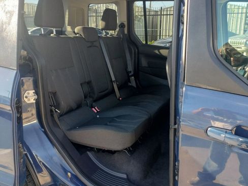 Used 2015 Ford Transit Connect XLT image 30