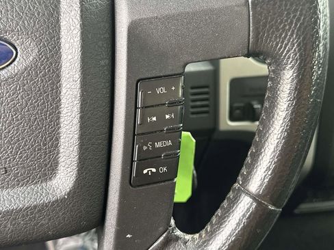 Used 2012 Ford F150 XLT w/ XLT Chrome Pkg image 27